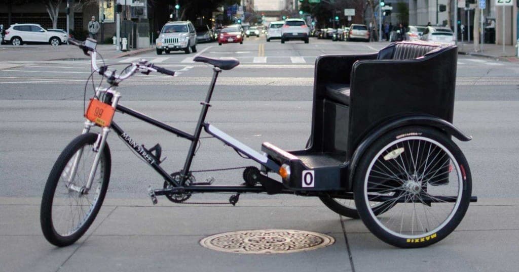 Unique Rikscha Rides with Fahrradstation - Berlin Adventure