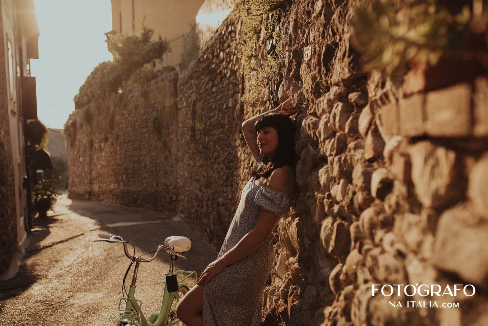 Two-Hour Verona Photo Session Along the Adige & Castel San Pietro photo 1