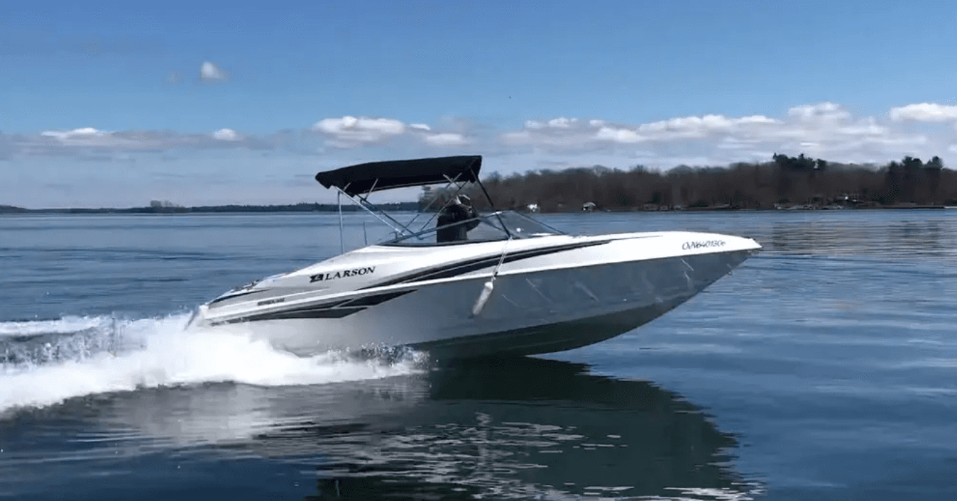 Captained Larson Charter on Lake Minnetonka: Bowrider Cruises from Excelsior