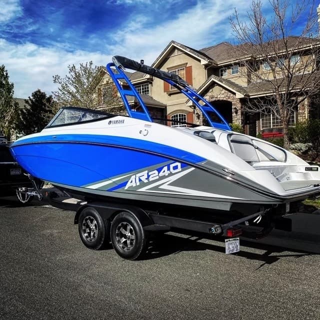 Yamaha AR240 Jetboat Rental - Blue: 24-Foot, 360HP Wakeboat for Westminster Reservoirs