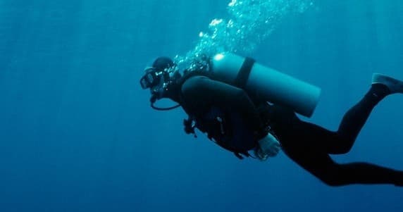 Guided Scuba Tour with Subsurface Oahu in Honolulu