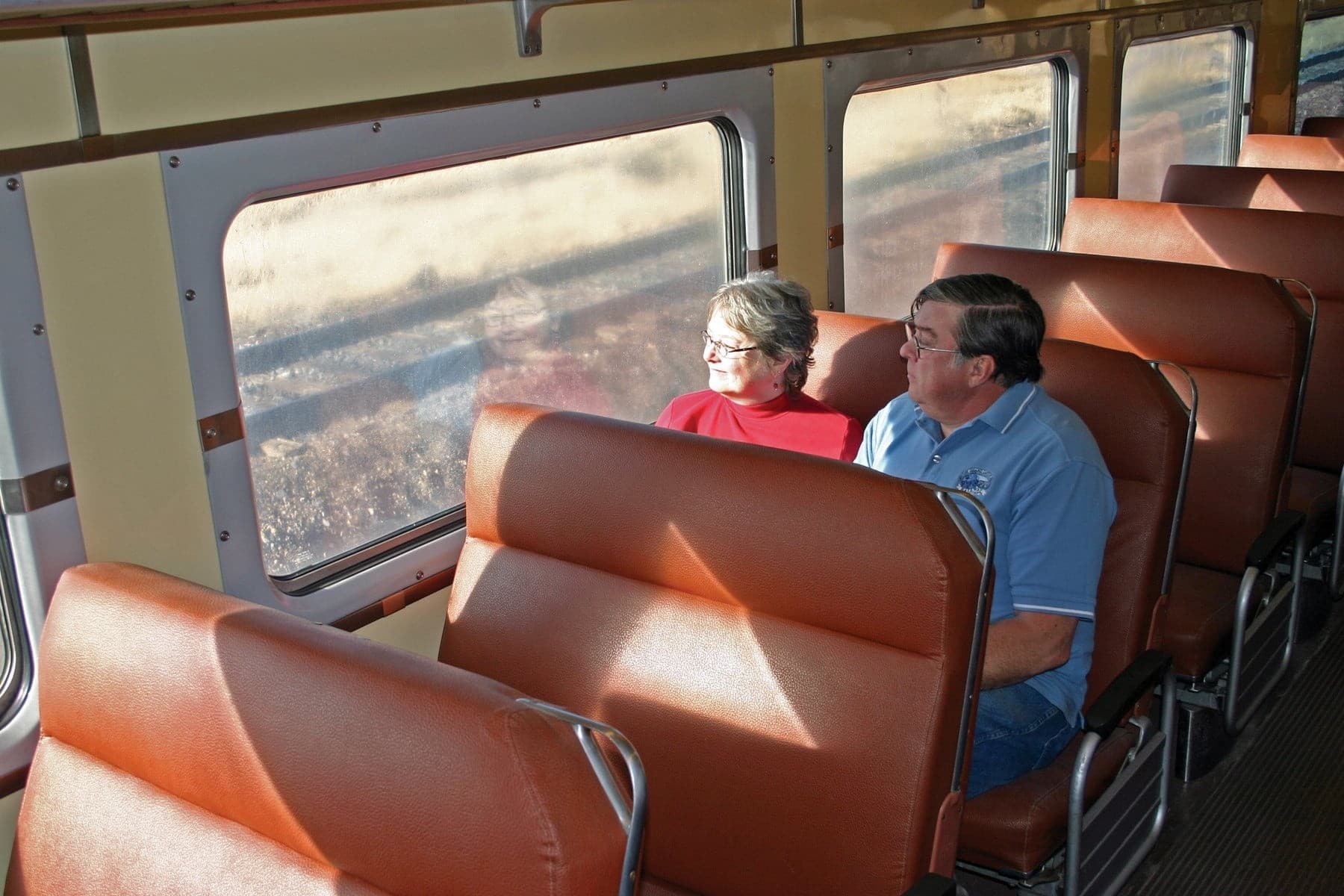 Coach Class Streamliner: Vintage 1950s Train Ride to the Canyon from Williams, AZ photo 4
