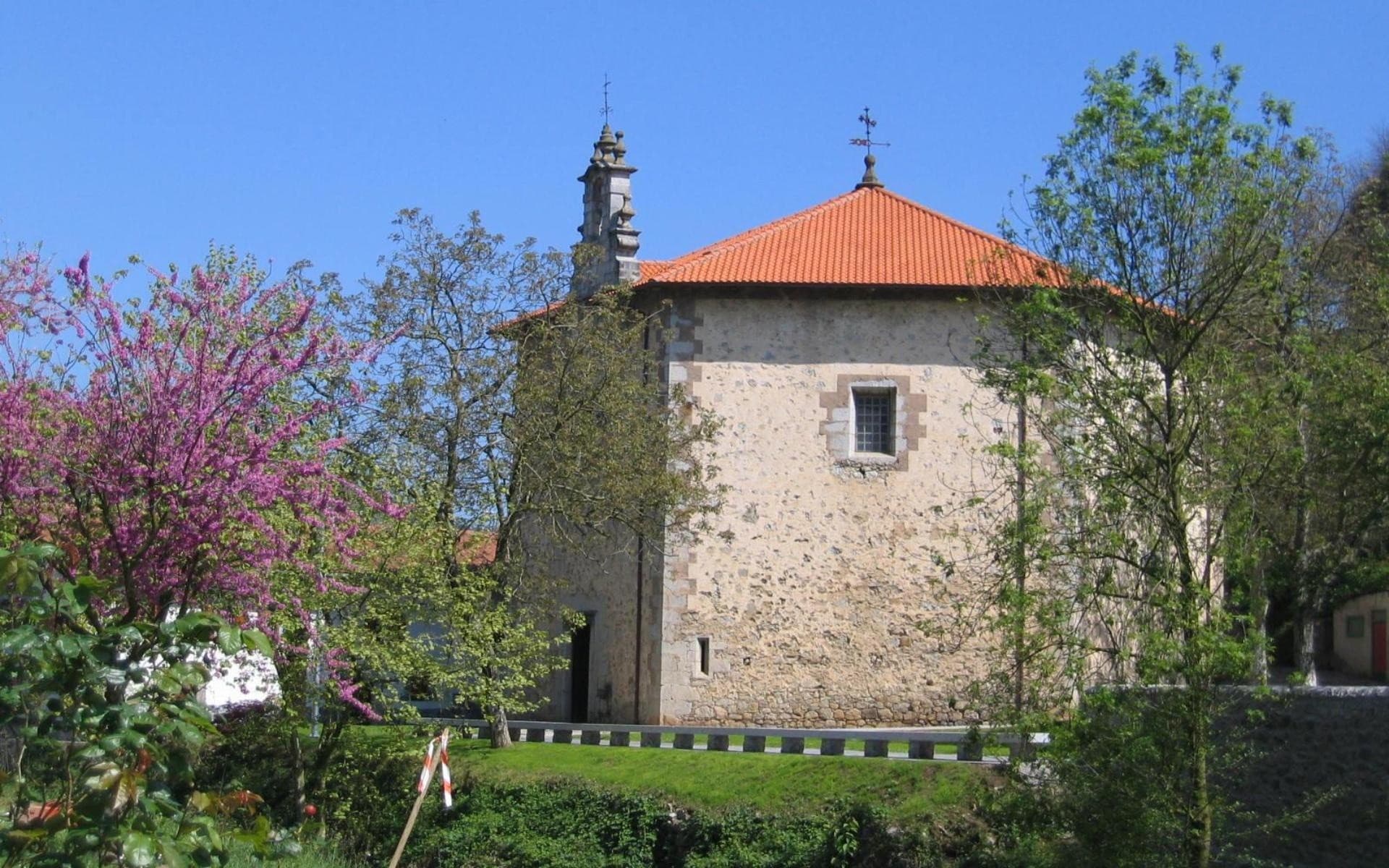 San Miguel Sanctuary Hike, Txalaparta Workshop and Basque Lunch near Pamplona photo 1