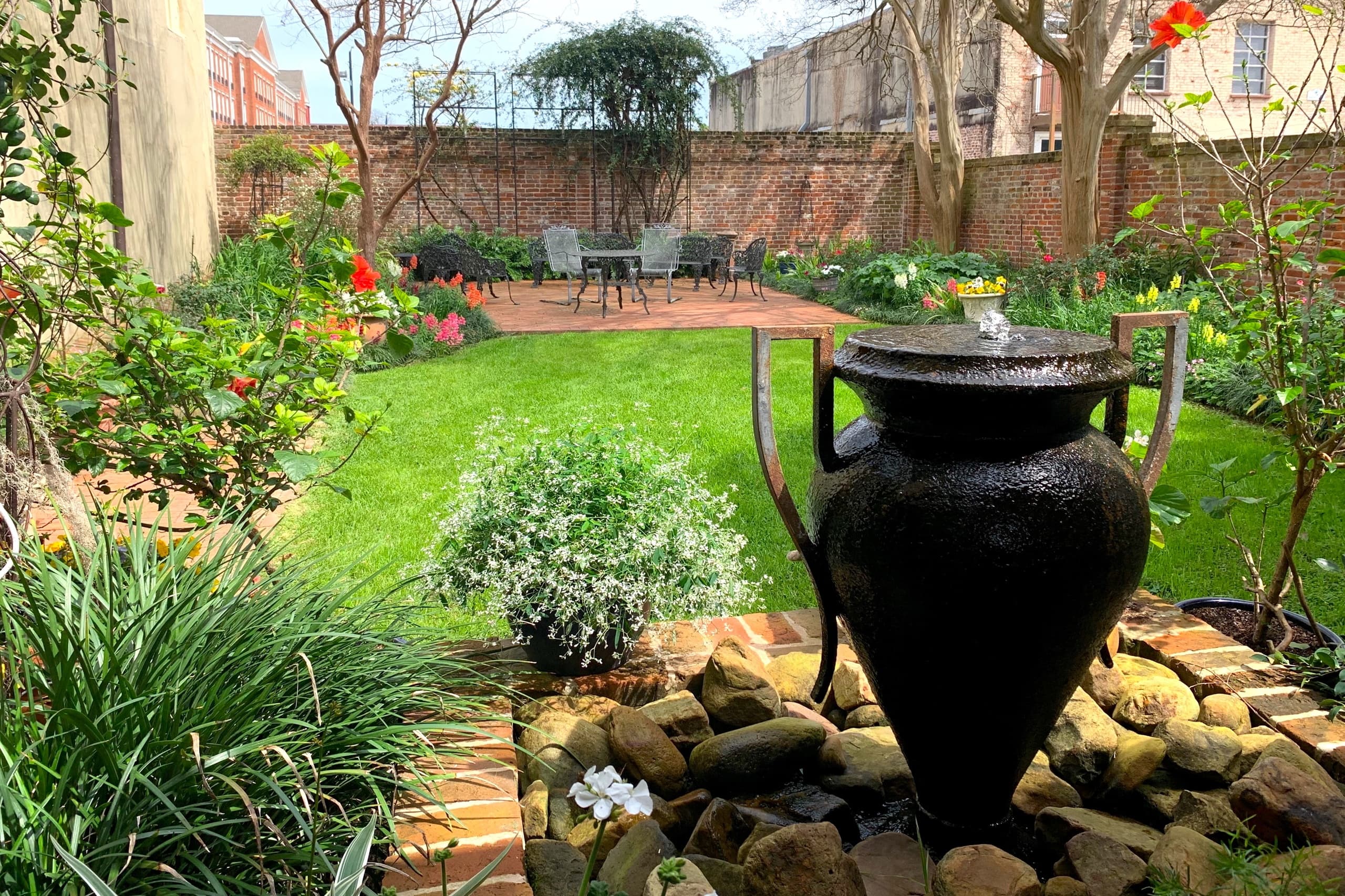 Everything Old Is New Again: Natchez Garden Tour & Camellia Celebration photo 4