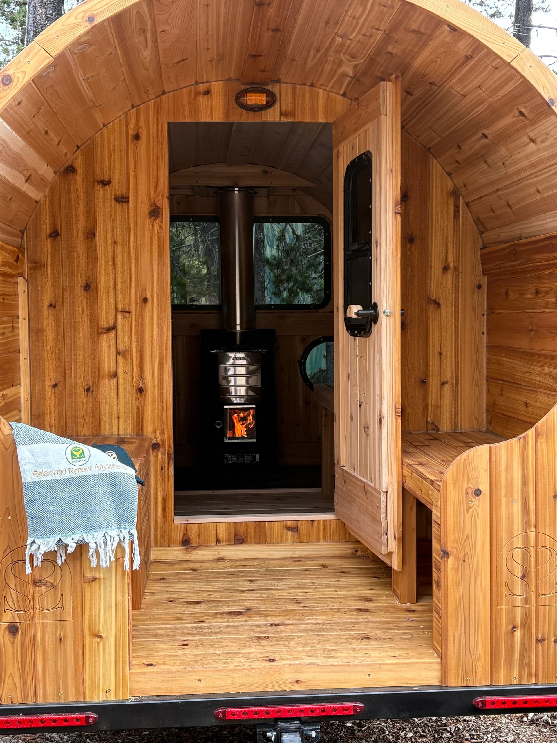 Cedar Wood-Fired Sauna on a Bend Lake: Heat, Cold Plunge & Mt Bachelor Views photo 3