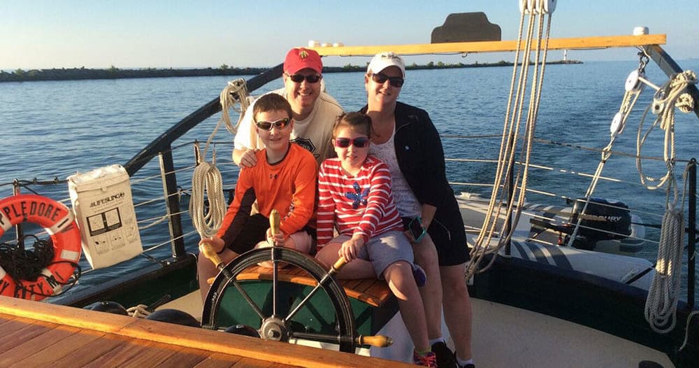 Great Lakes 101 Bay City: Scenic Sailing Adventure