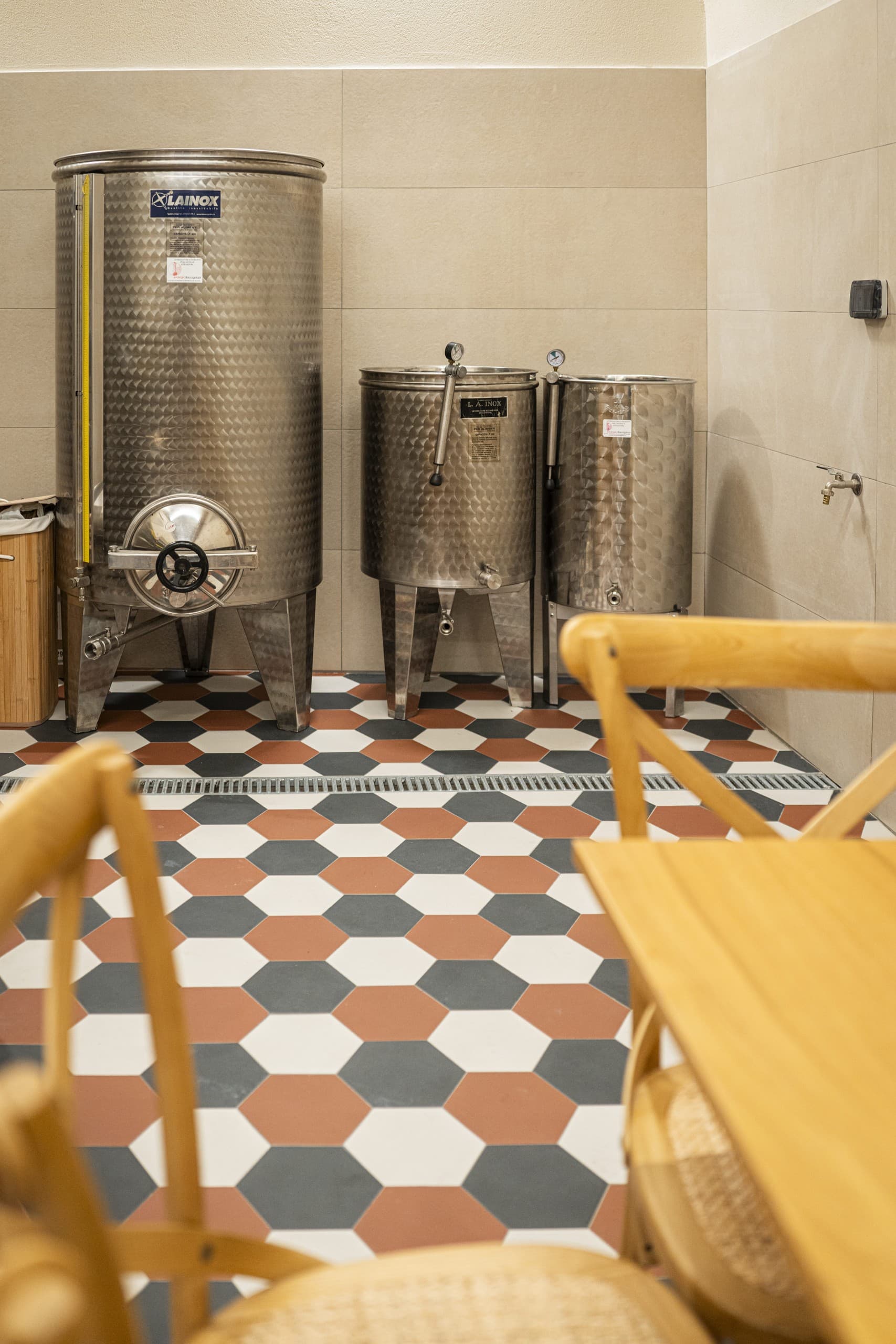 Sciacchetrà Tasting in Vernazza: Historic Cellar Wine Experience on Cinque Terre photo 2