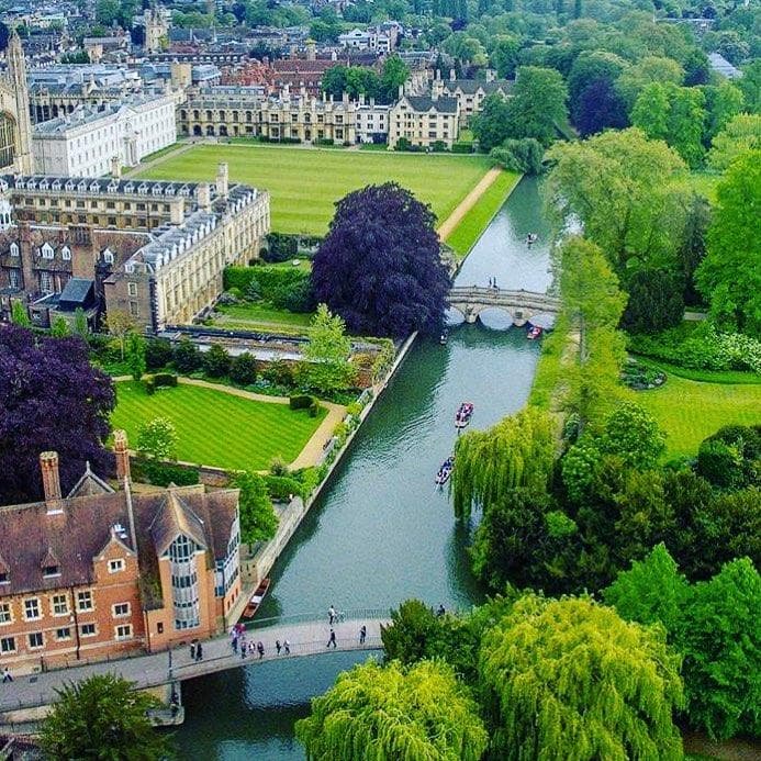 Cambridge University Walking Tour with Alumni - Land Adventures in Cambridge