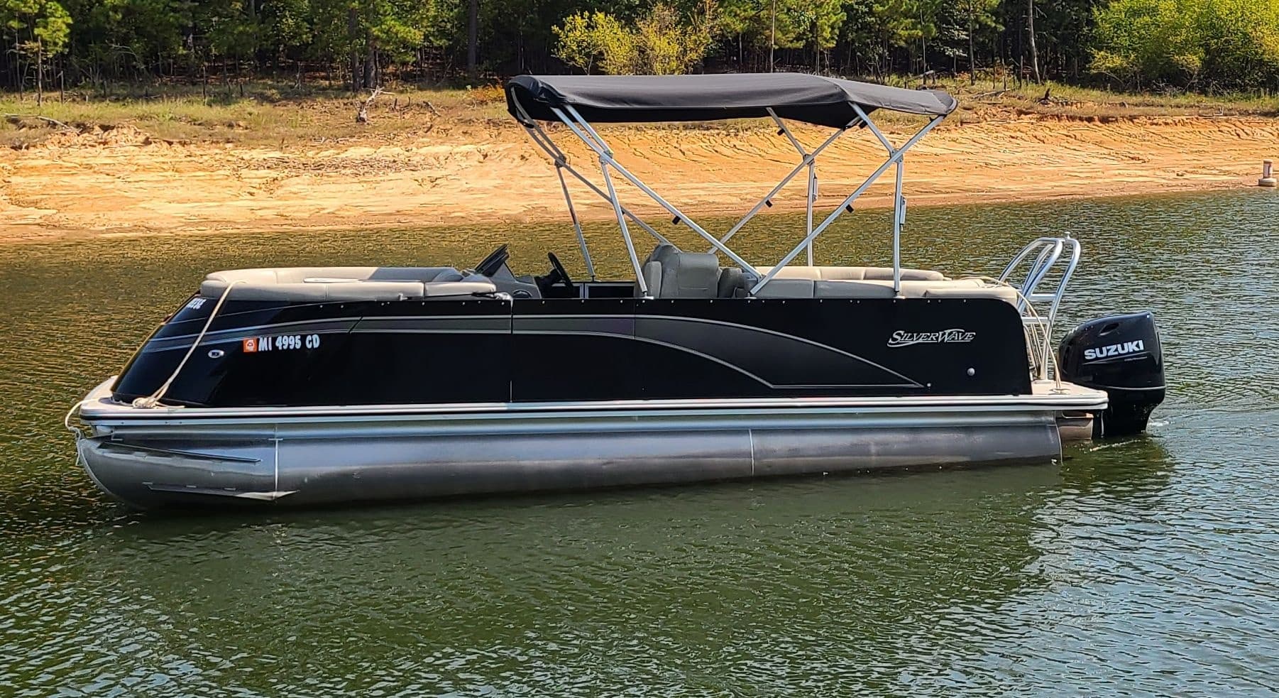 Silverwave Tritoon Rentals at Sardis Lake Marina