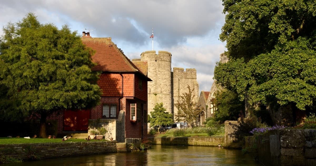 Punting Adventure with Westgate Punts on Canterbury River
