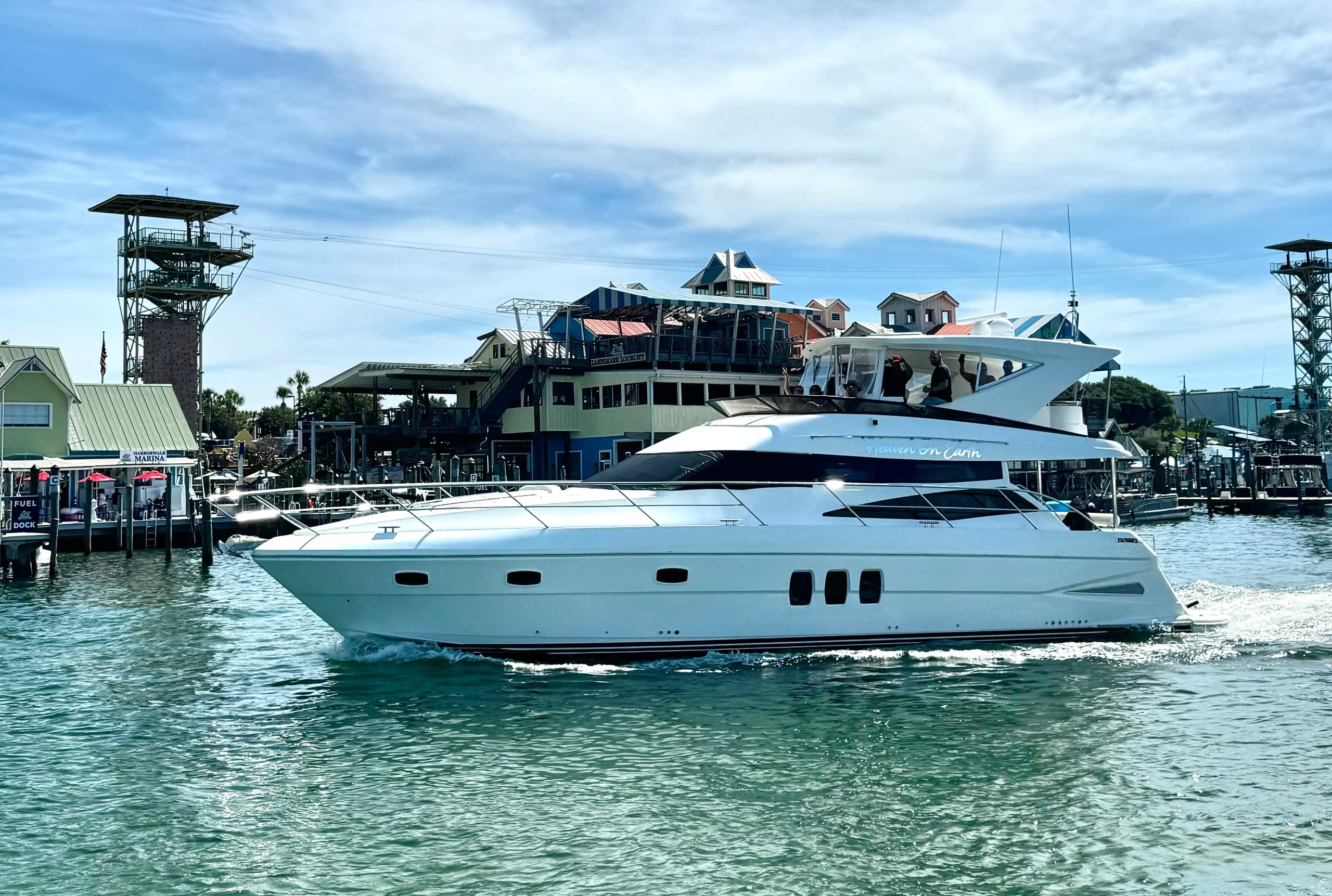 Luxury Yacht Charters and Boating in Miramar Beach