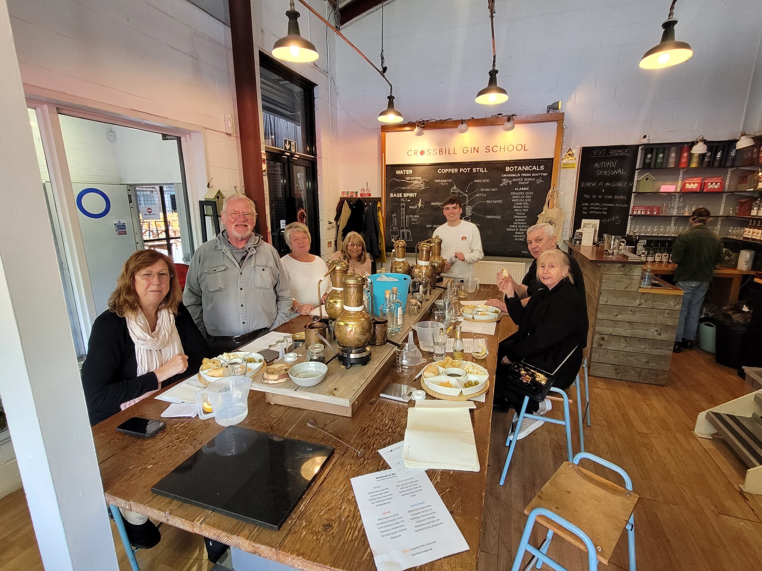Private Glasgow Walking Tour & Gin Making Workshop — Craft Your Own Gin in Glasgow