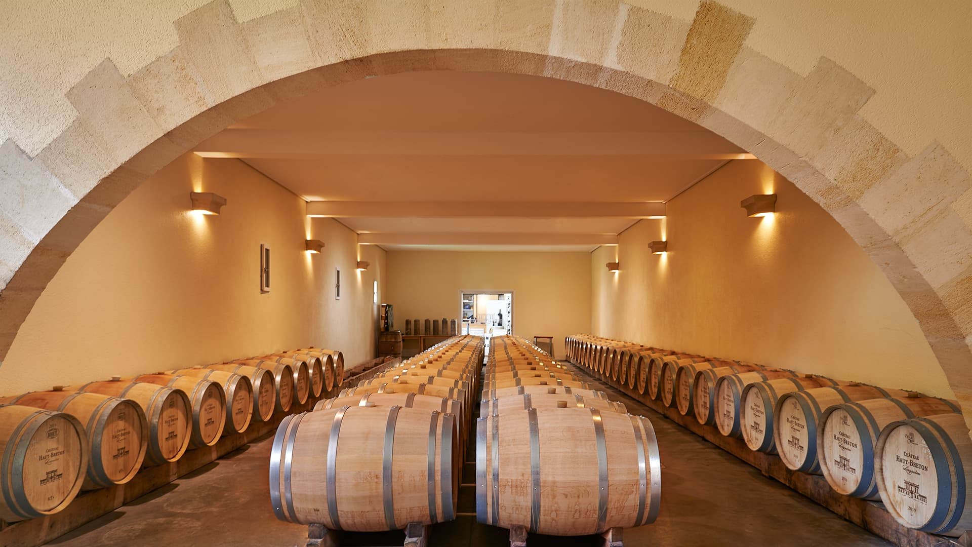 La Couleur de Bordeaux: Side-by-Side Margaux and Local Bordeaux Tasting in Soussans photo 3
