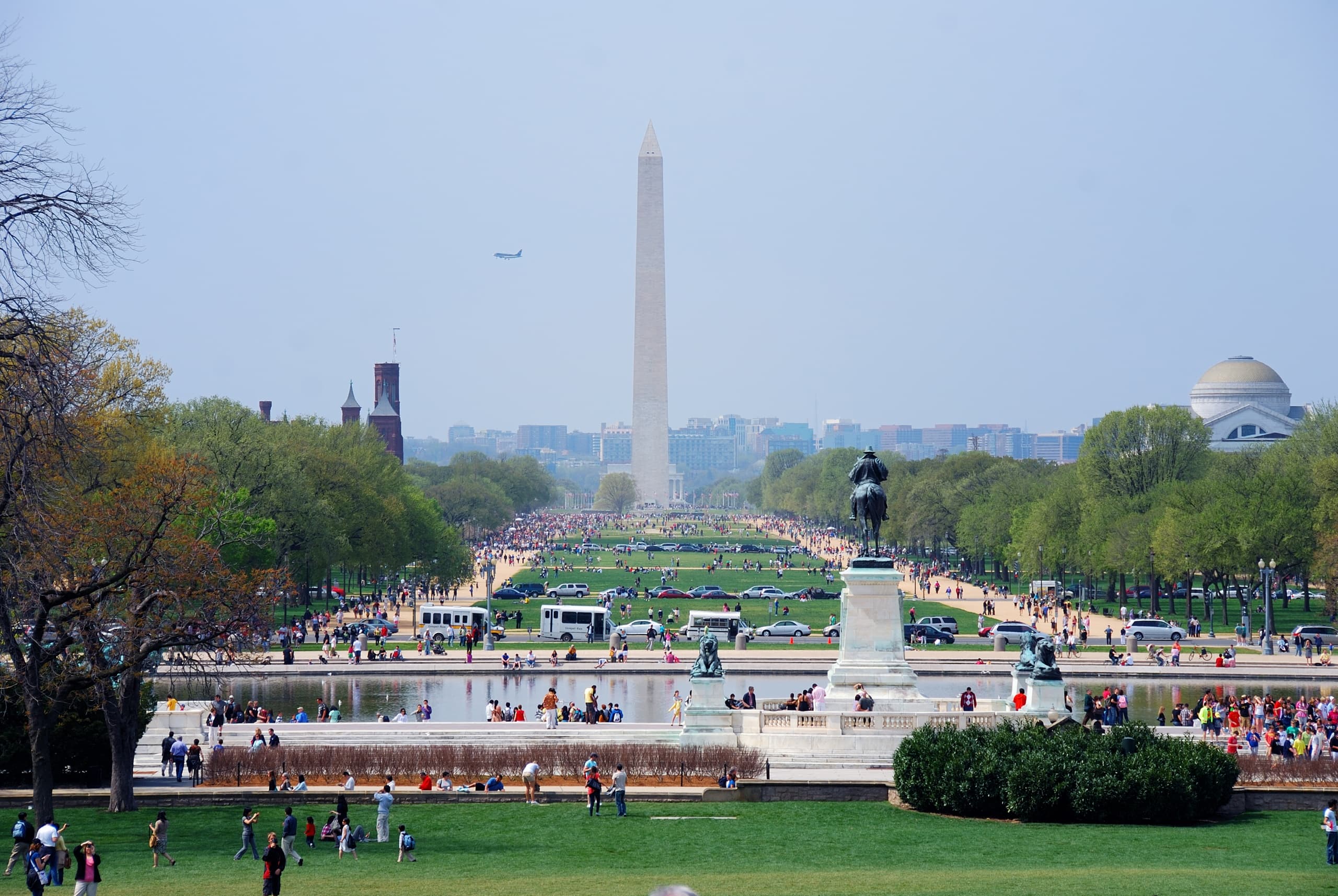 Power Walk Through History: National Mall & Washington Monument 1.5‑Hour Guided Tour photo 1