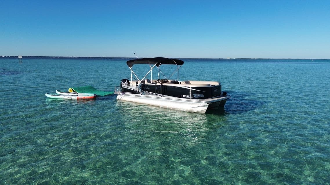 Water-Activities at Crab Island Charter in Destin