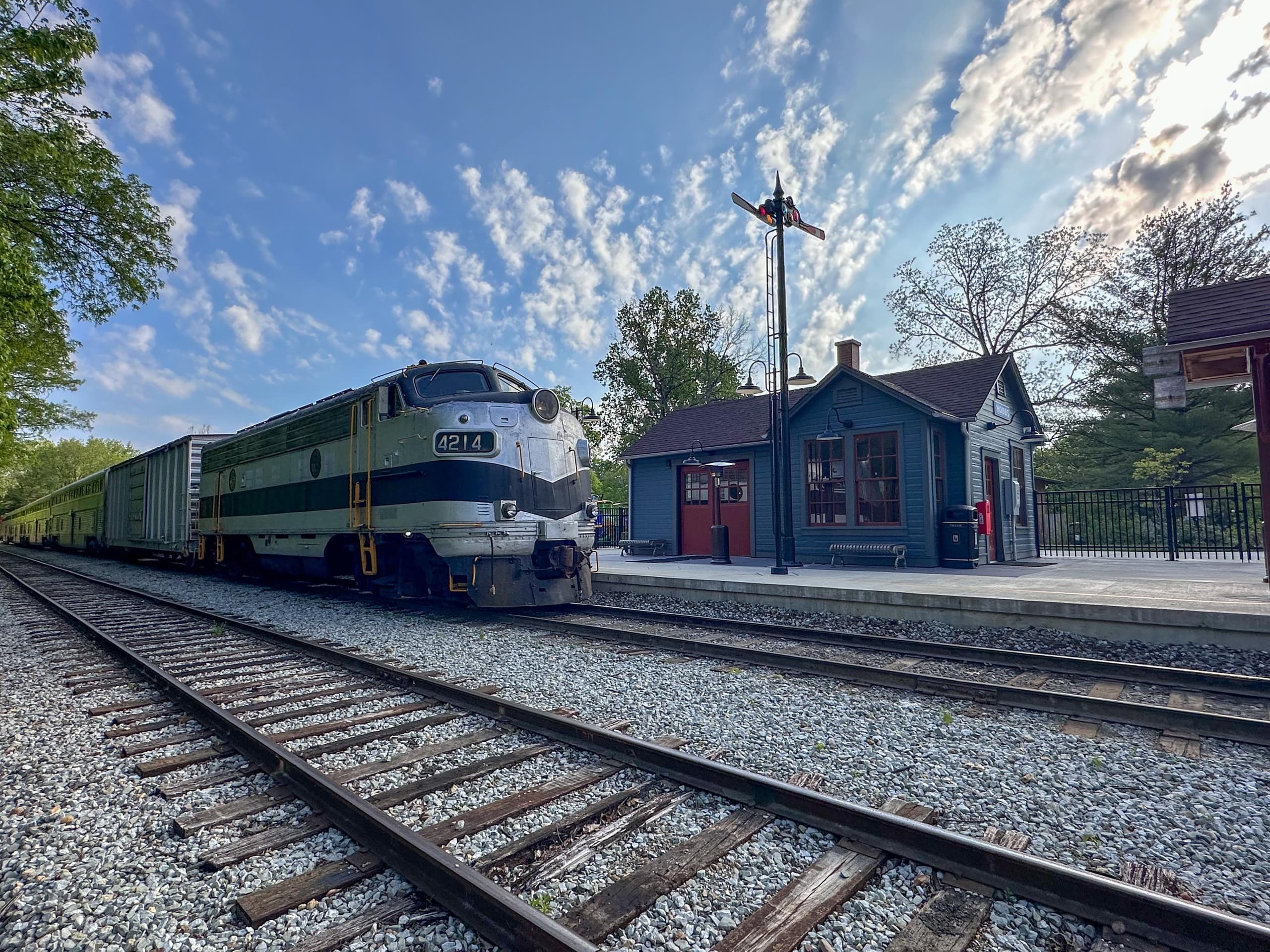 Schitt’s Creek Trivia Aboard a Vintage Train in Noblesville