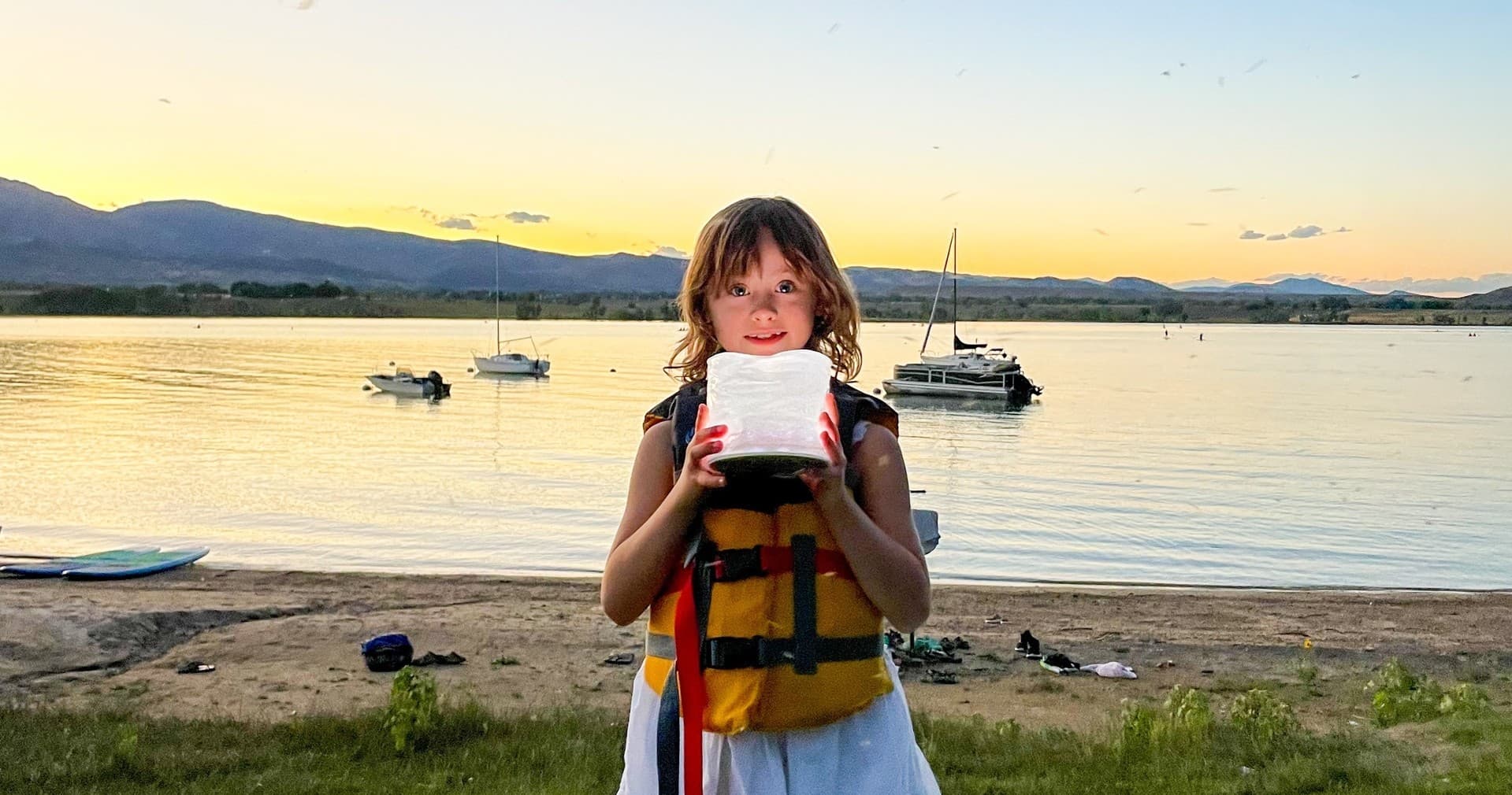 Sunrise Paddleboarding Adventure in Boulder, Colorado