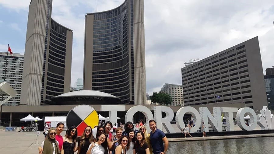 Insiders Four-Hour Toronto Private City Tour: CN Tower, Casa Loma & Neighborhoods