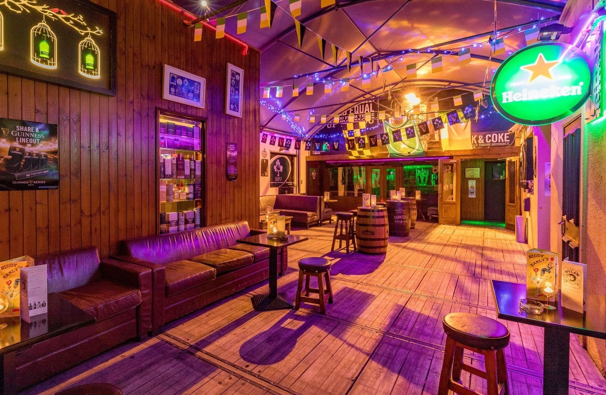 Inside The Dylan Whisky Bar: Kilkenny’s 90-Minute Whiskey Tasting Experience photo 2
