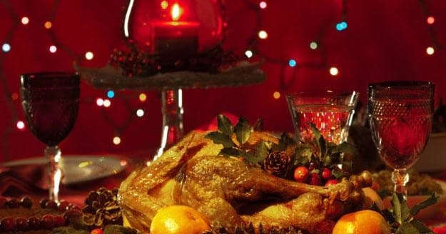 Christmas Dinner Cruise with Premium Seating in Ma'alaea, Maui
