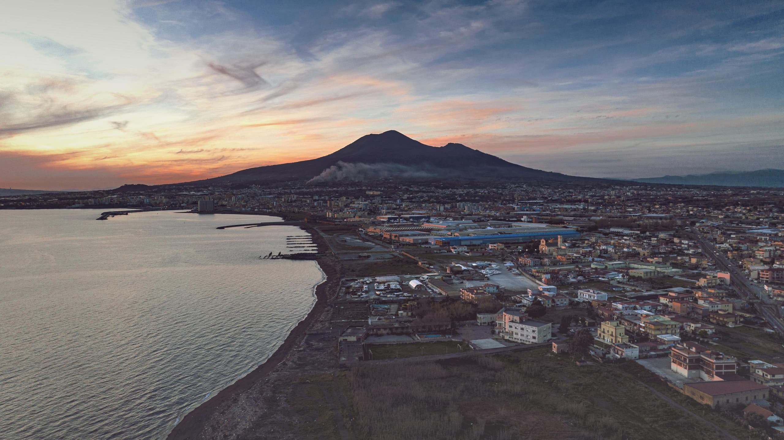 Castellammare Walking Tour: 3-Hour Stabia Churches, Sea Views & Street Food
