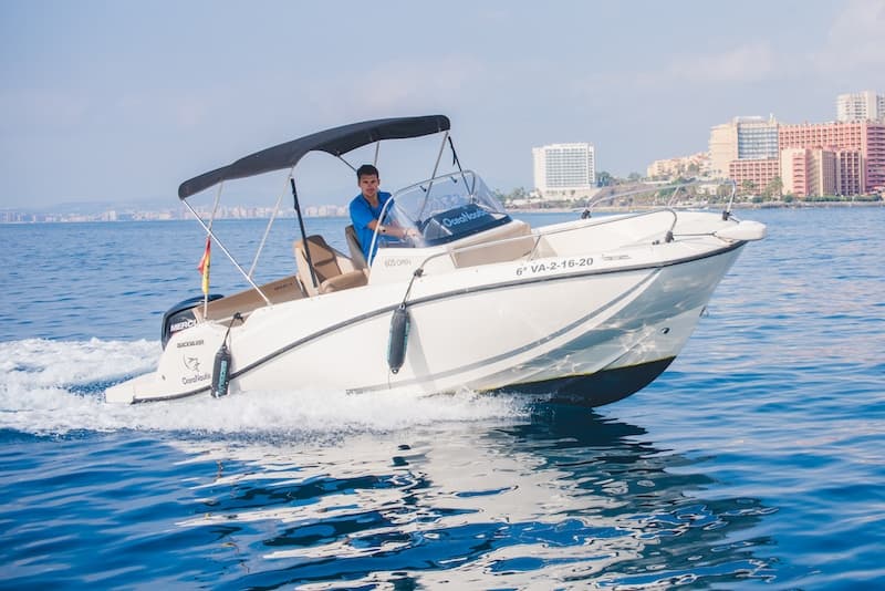 Coastal Boat Rental with Oceanautic in Benalmádena
