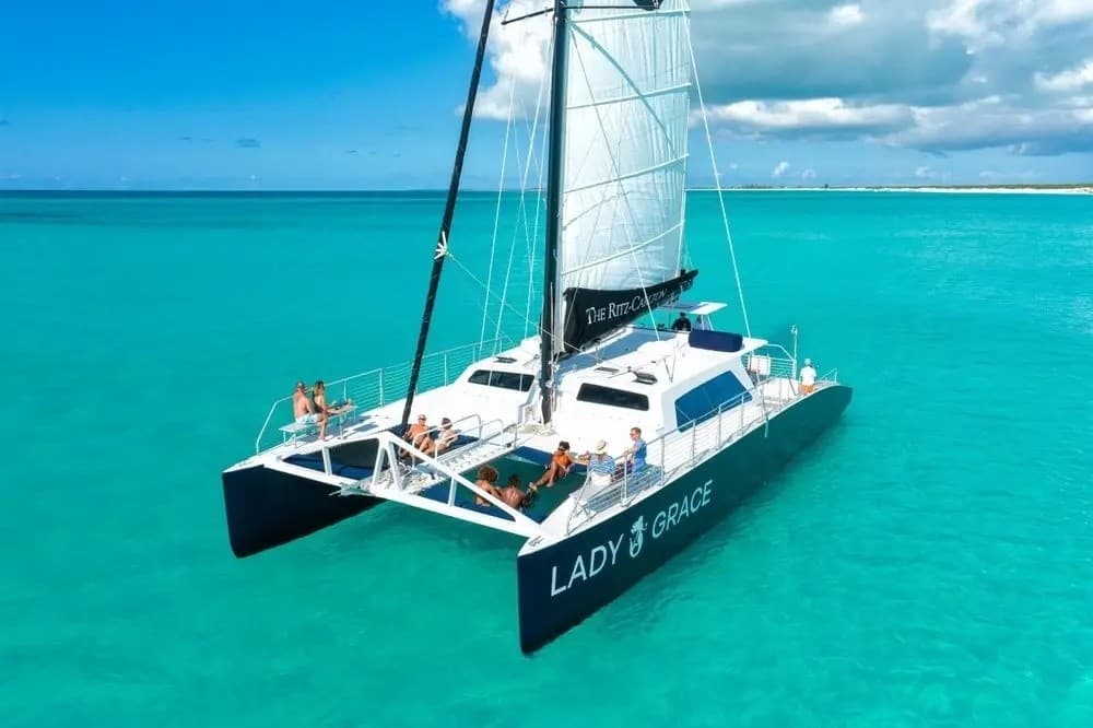 Sail and Snorkel Grace Bay: Half-Day Reef Adventure Aboard Lady Grace