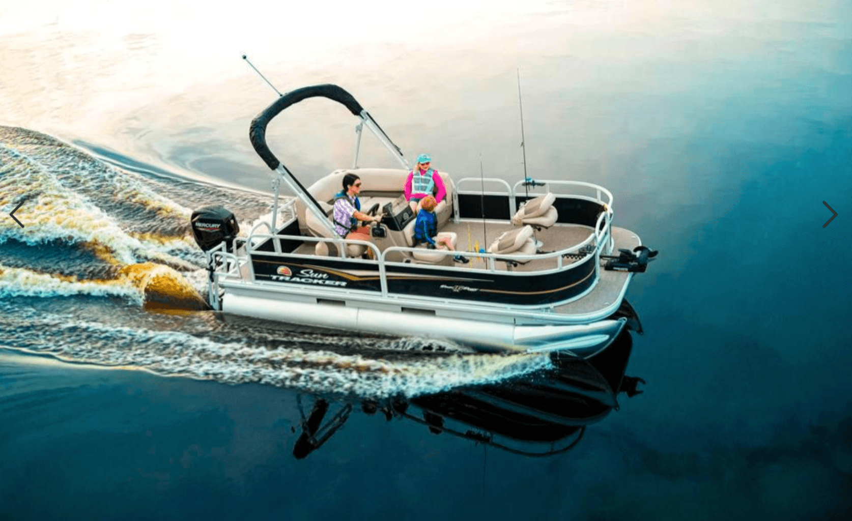 18-Foot Pontoon Rental in Dania Beach: Easy Intracoastal Cruises for Groups photo 3