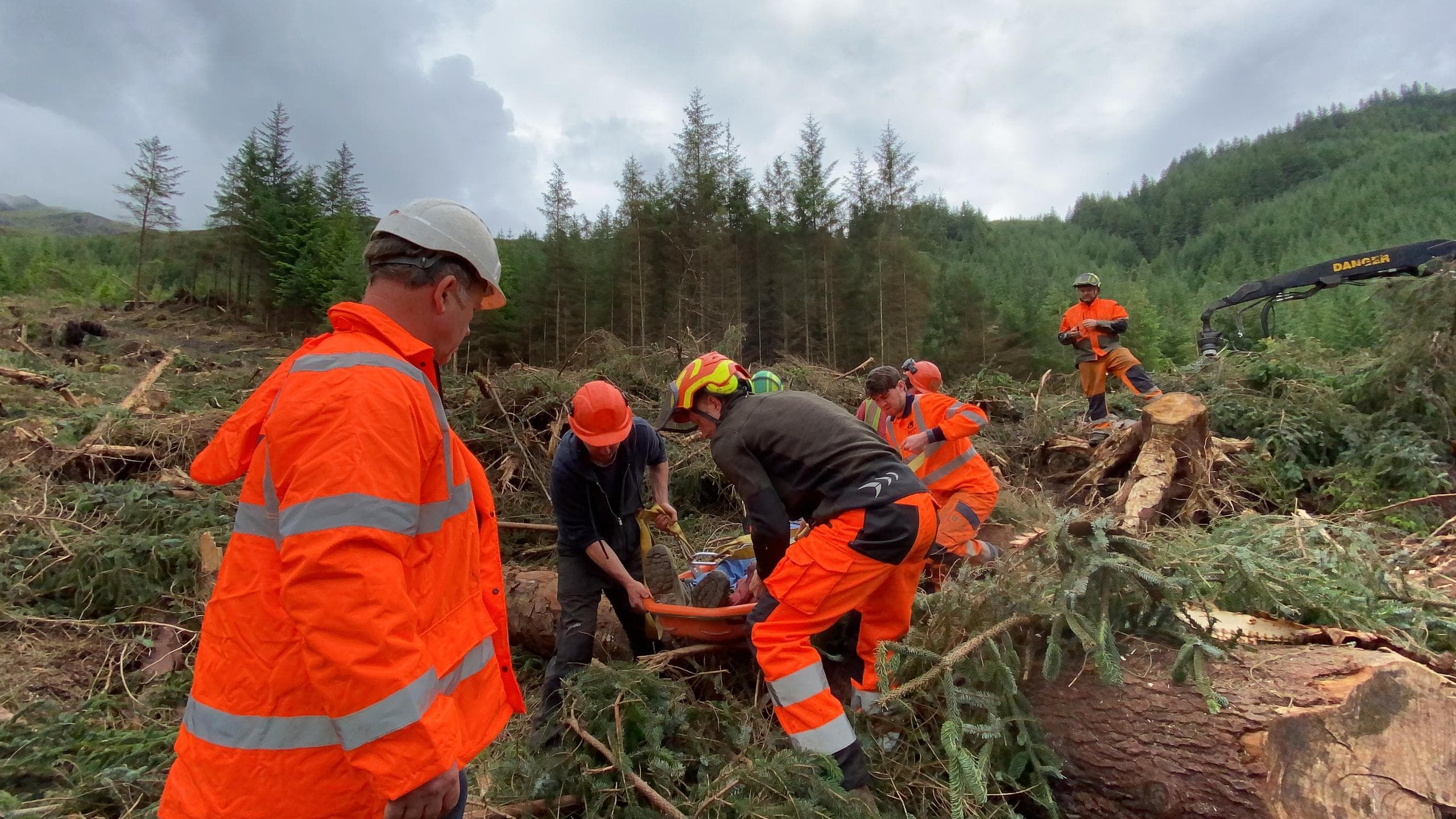 Essential Emergency First Aid Training for Forestry Professionals in Peebles, Scotland