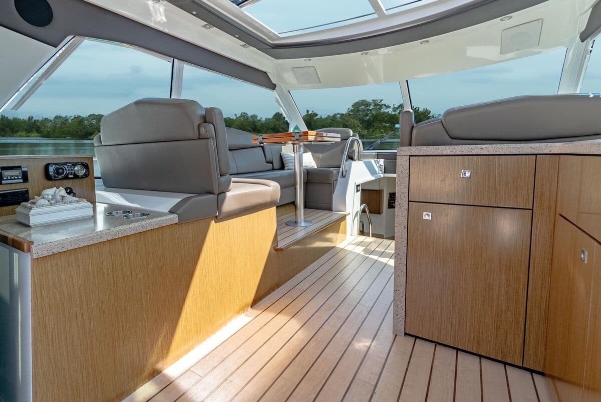 51' Cantius Catalina Adventure: Luxury Yacht Charter from Long Beach photo 3