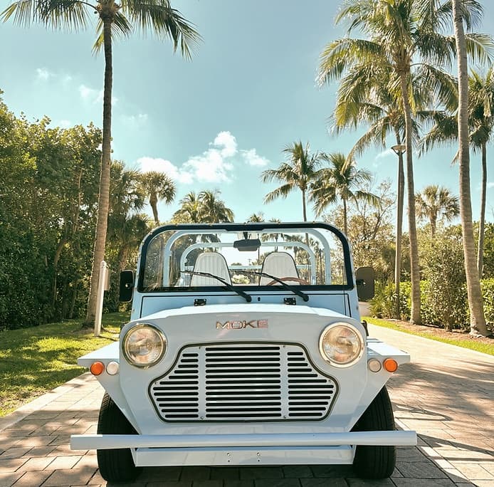 Beachside Buggies Jupiter: Blue Moke Rentals on Florida Beaches