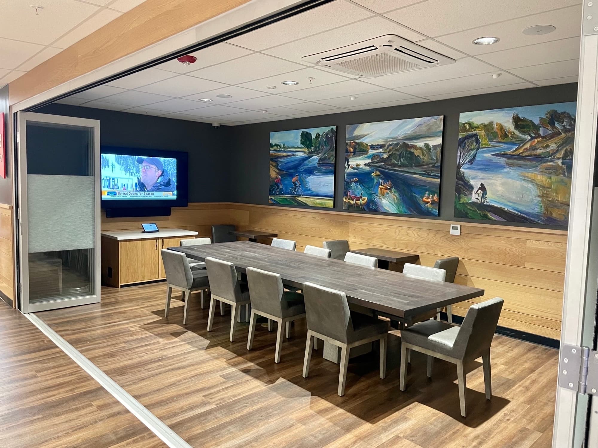 Bel Air 502 Gather-Arden Way: Ideal Private Event Space in Sacramento