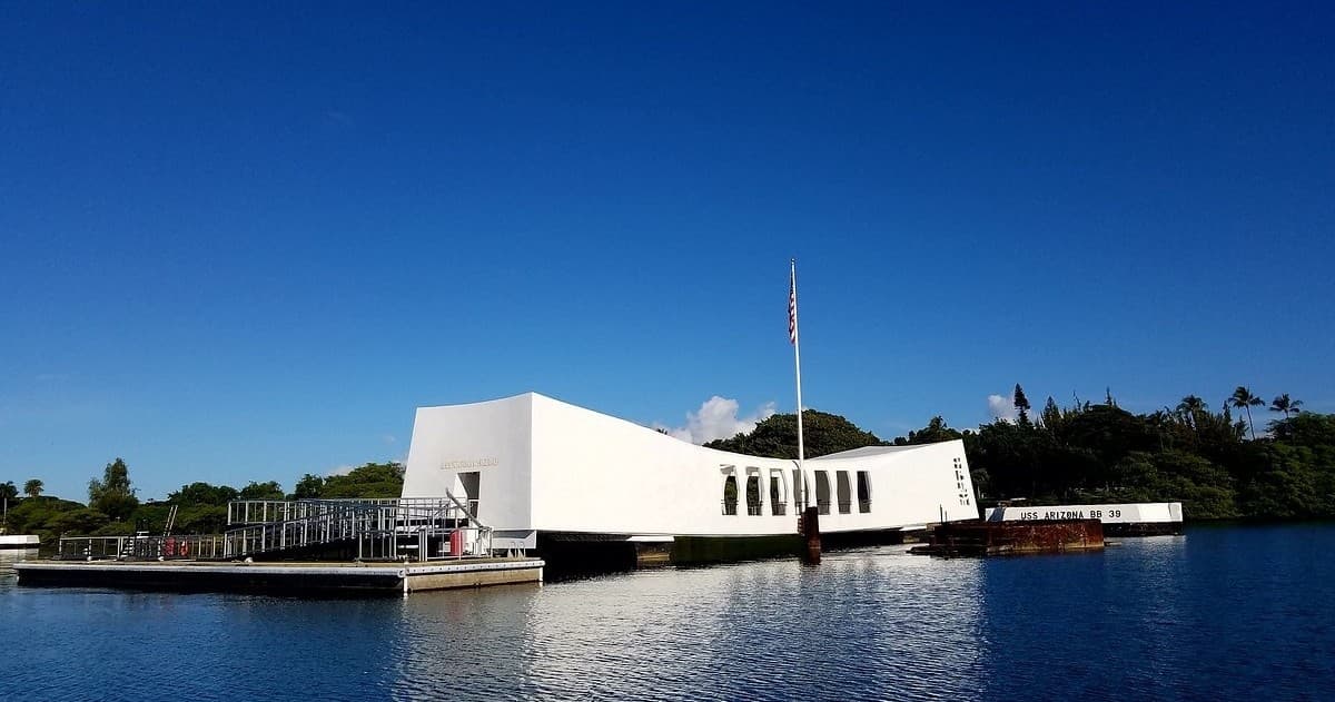 Pearl Harbor USS Arizona Memorial over calm bay, Oahu sightseeing