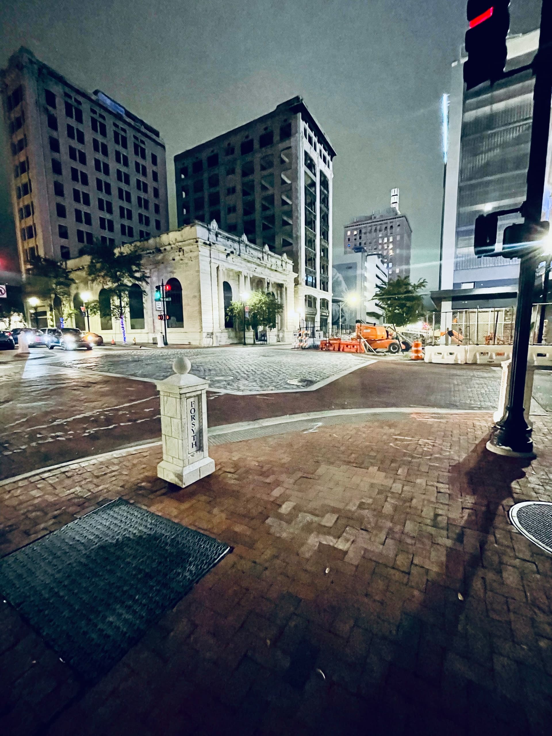 Jacksonville True Crime Walking Tour with Murder n' Mayhem
