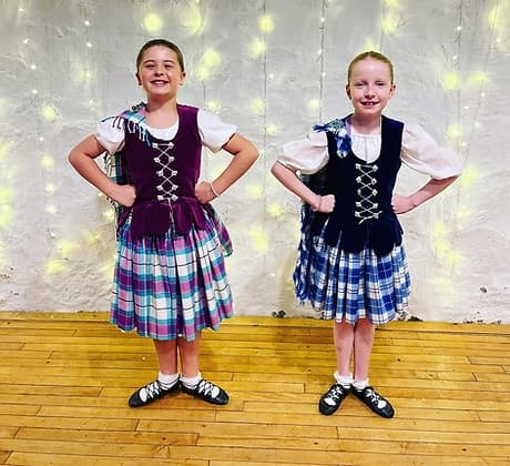 Highlander Experience at Bogbain Farm: Ceilidh, Stories & Supper Near Inverness