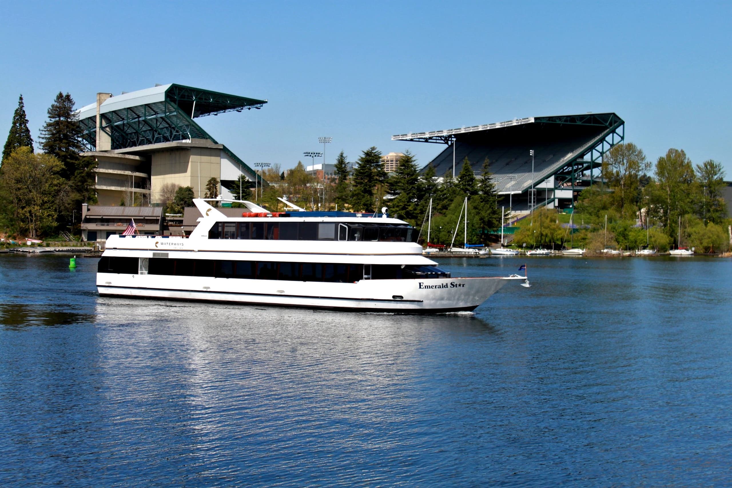 Seattle Sailgating Cruise: Blue Angels, BBQ & Skyline Views on Lake Union photo 1