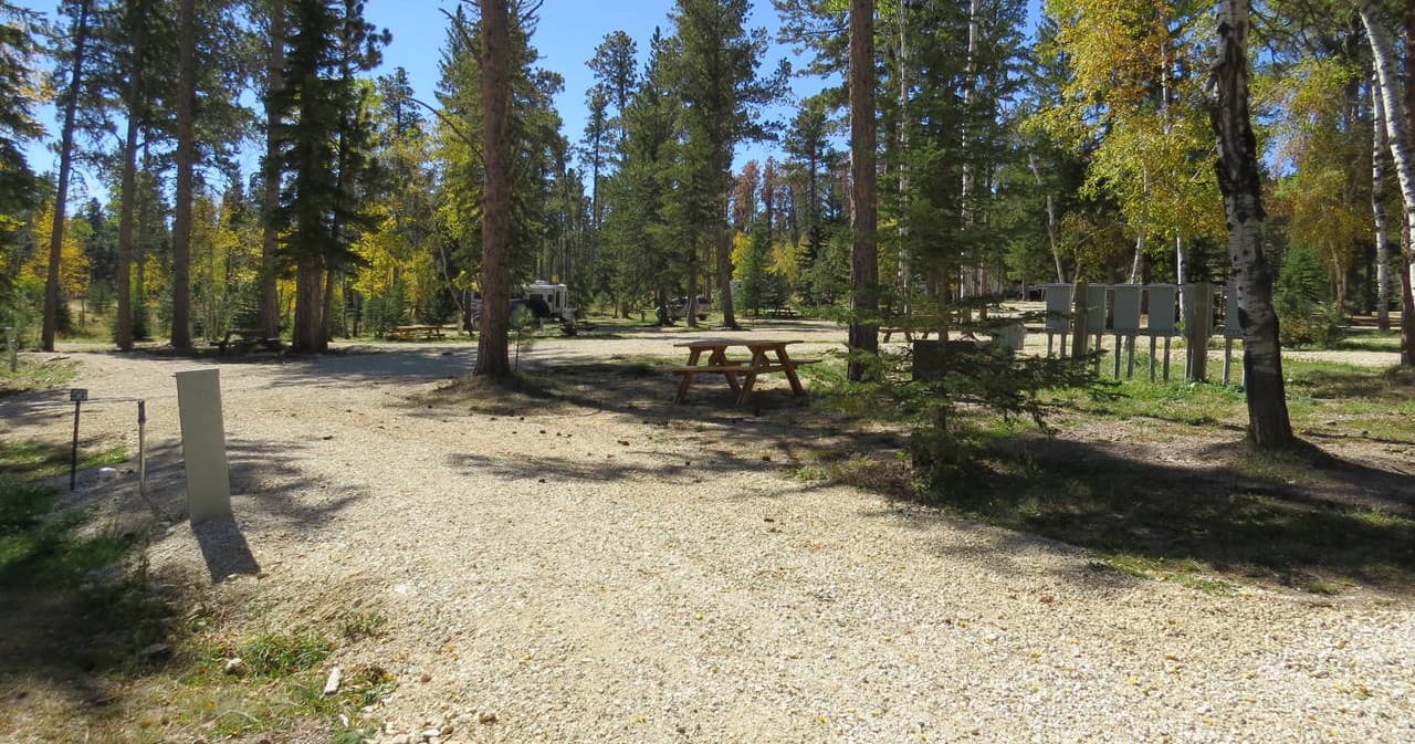 RV Camping Comfort at Mystic Hills Hideaway in Deadwood