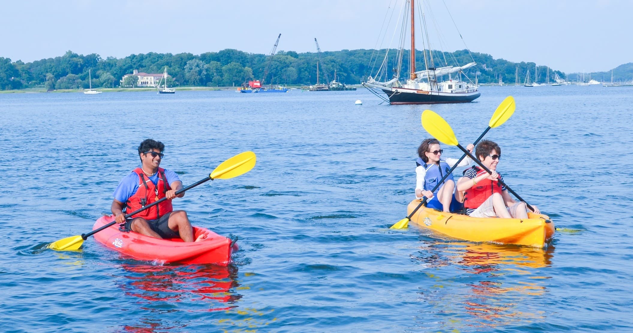 Explore Oyster Bay with a Paddle Rental Season Pass for Endless Summer Adventures