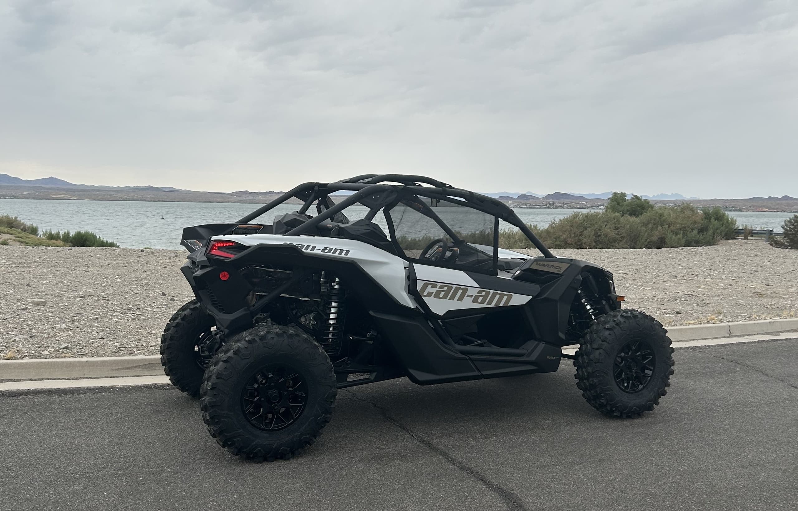 Thrilling Can-Am X3 Adventure in Lake Havasu City, AZ