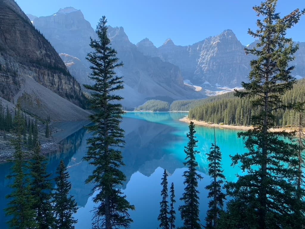 Banff Sightseeing & Private Trips with Explore Banff Tours Inc.