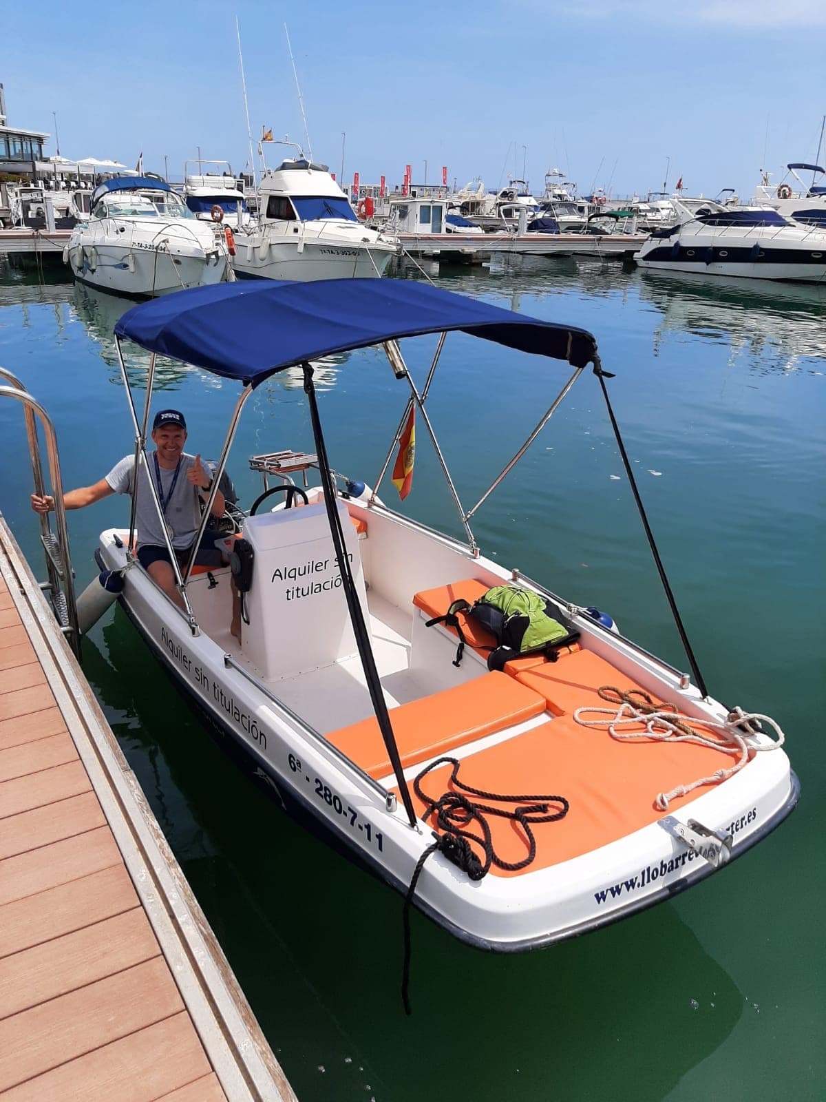Boat Charters with Bond Yachts 13 in Costa Daurada