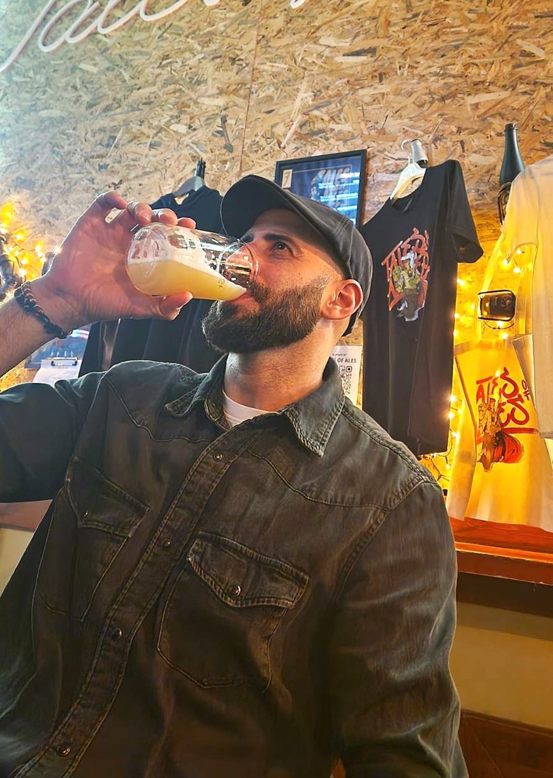 Athens Craft Beer Tour: Taste Greece's Urban Microbrews in Monastiraki photo 2