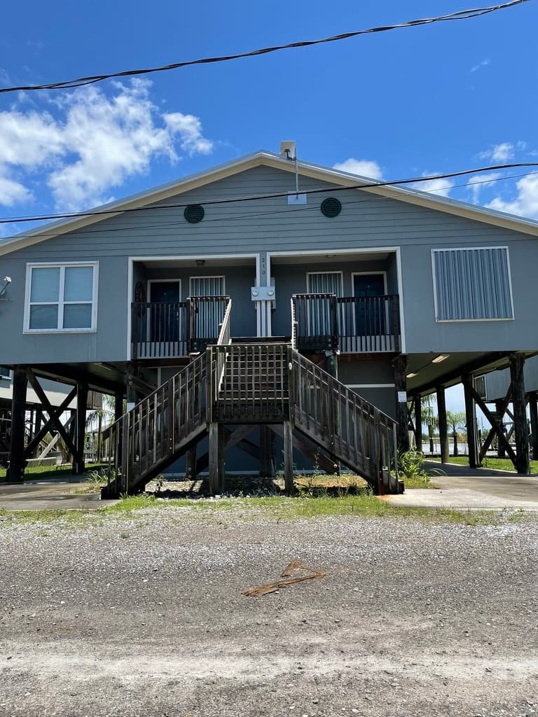 Waterfront Condo at Cypress Cove Marina: Venice LA Fishing Basecamp