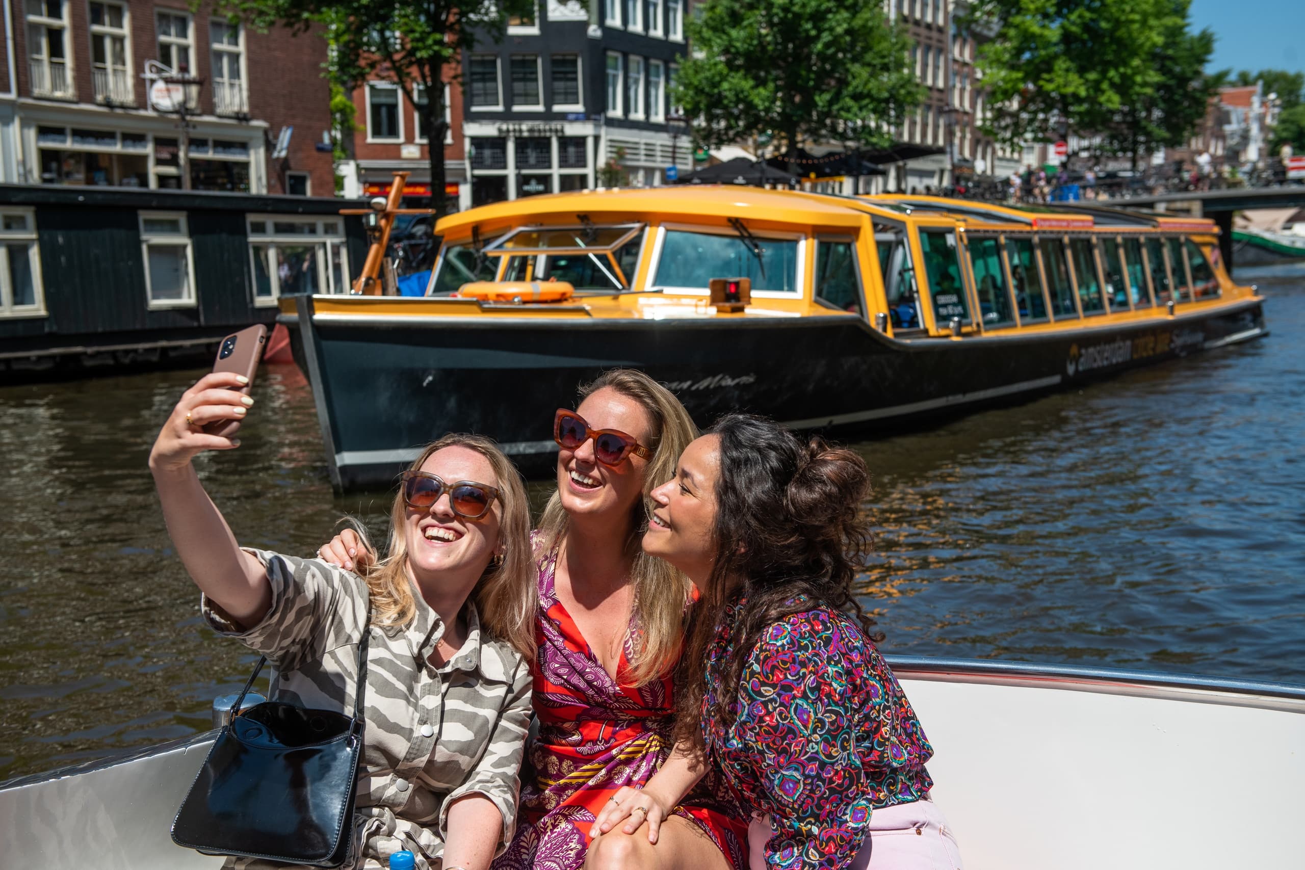 Amsterdam Canal Cruise with Amsterdam Circle Line B.V.