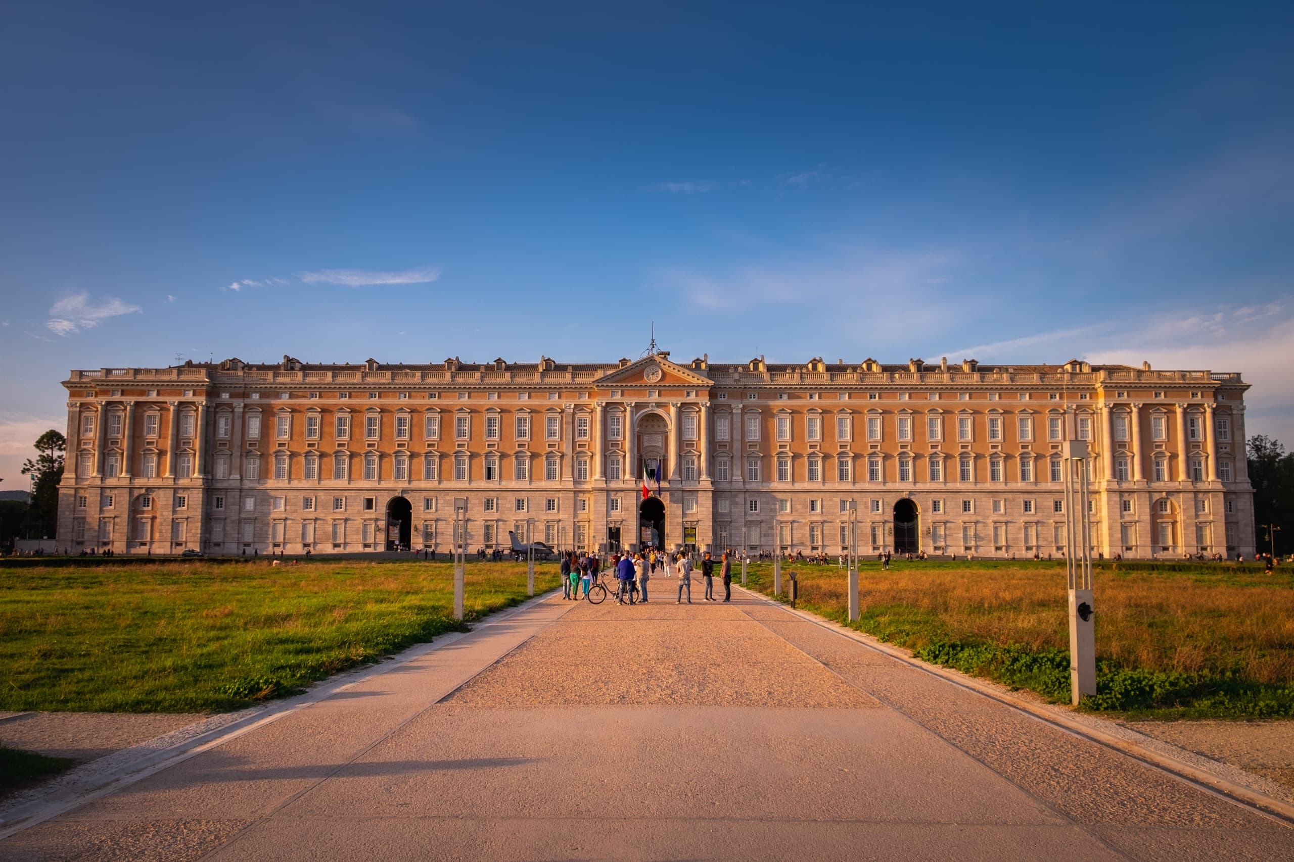 Discovering the Royal Palace of Caserta with Askos Tours
