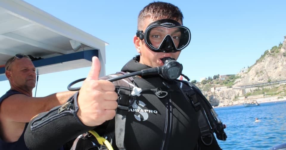 Scuba Review at Sea Spirit Diving Resort, Giardini-Naxos