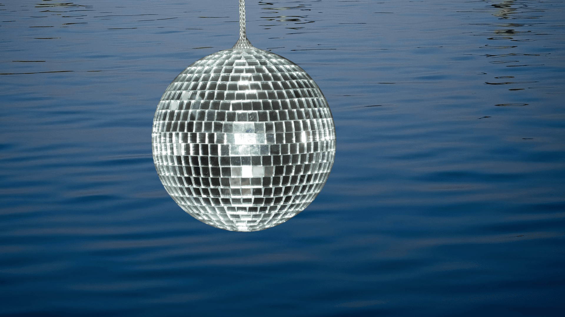 Disco Fever Cruise on the Seneca River: 1.5-Hour Retro Dance Boat in Baldwinsville photo 1