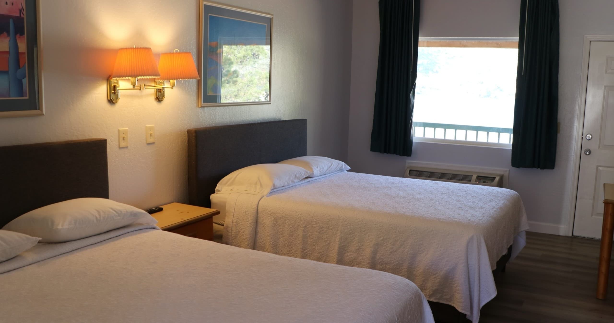Lakeside Stays at Apache Lake Marina & Resort