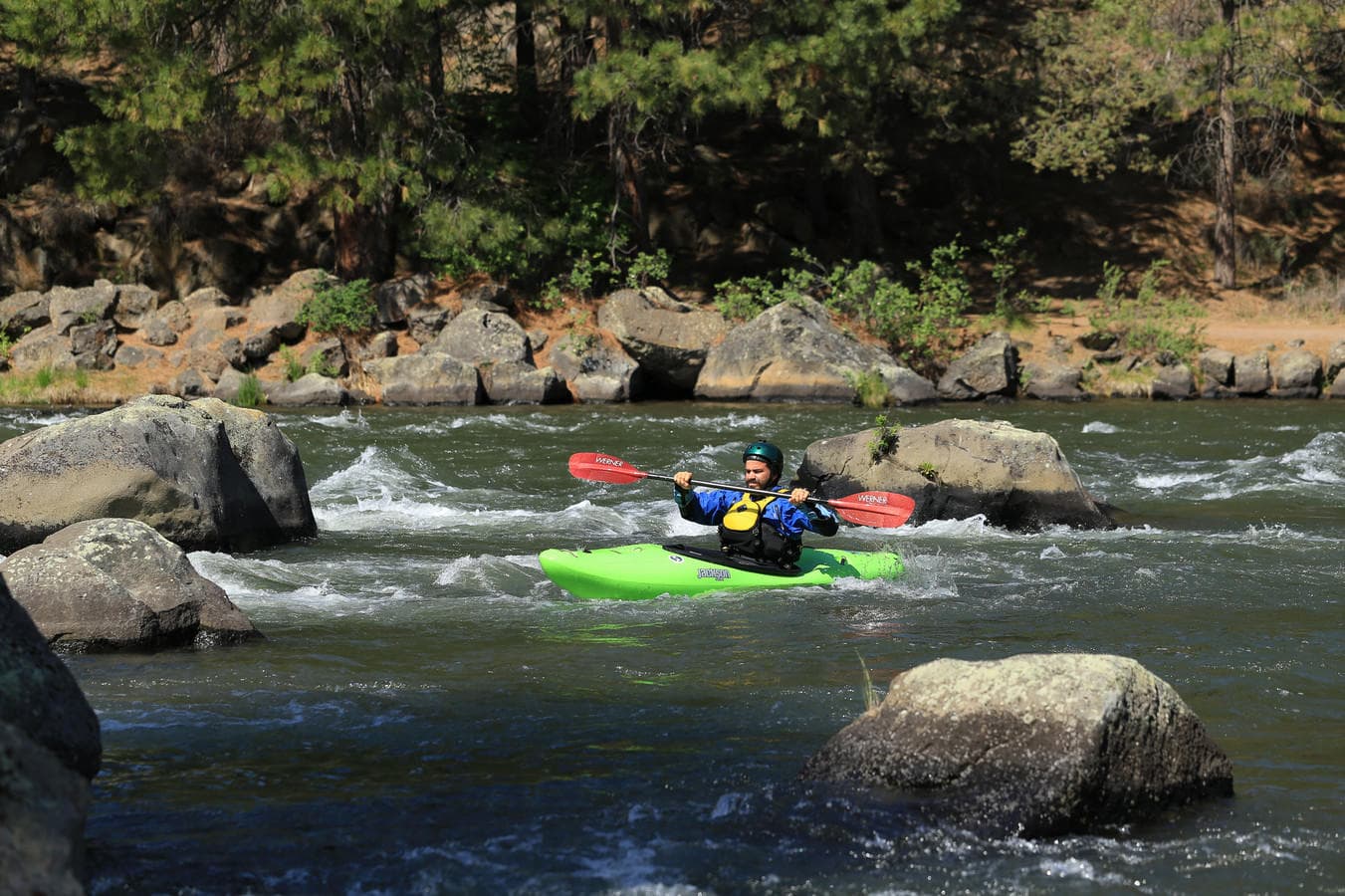 Kayak and Paddleboard Rentals at Bend’s Drake Park: A Scenic 3.5-Hour River Adventure
