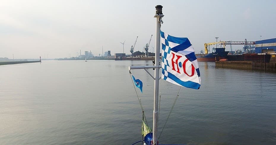 Water Transport & Scenic Views with Hal Över at Pier2 & Blumenthal